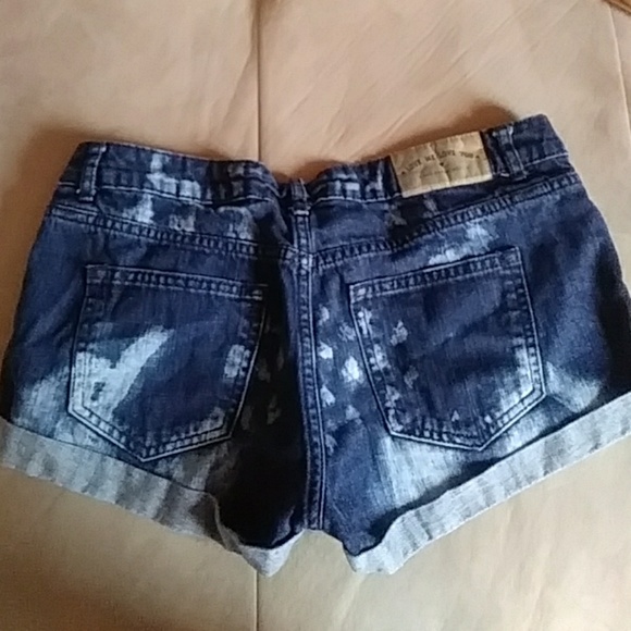 Short - Picture 2 of 2